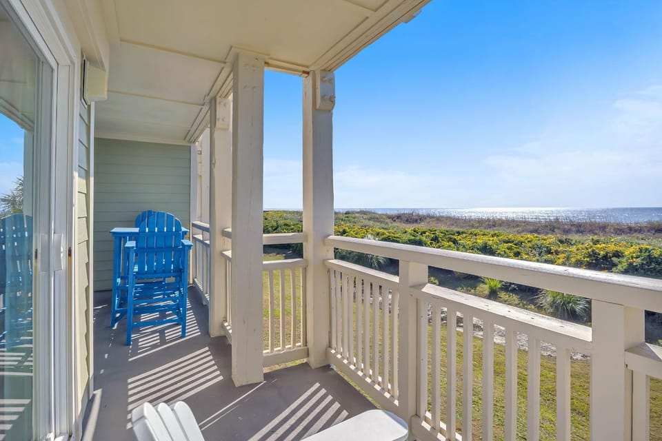 A Breath Of Heaven by Oak Island Accommodations Apartment in Caswell Beach