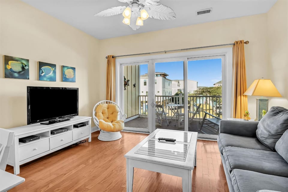 The Dunes by Oak Island Accommodations Apartment in Oak Island