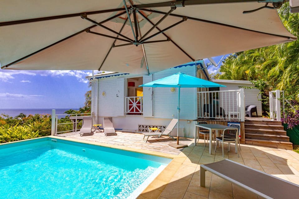 Pool view, Swimming pool, Swimming pool, acessibility