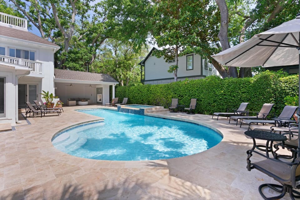 The Southern Whippoorwill - 4226 Fifth Street House in Saint Simons Island