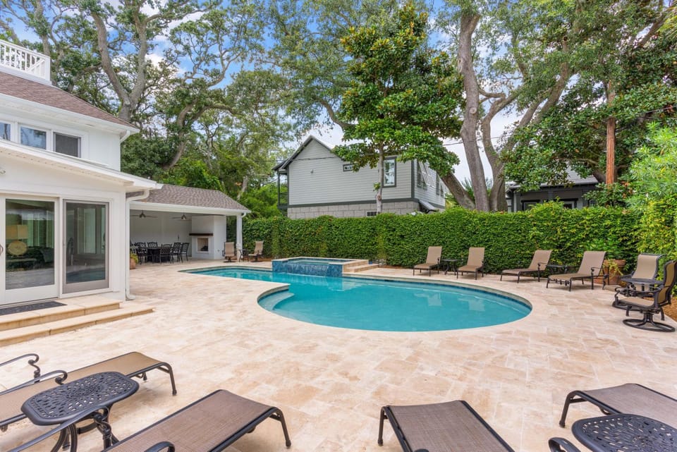 The Southern Whippoorwill - 4226 Fifth Street House in Saint Simons Island
