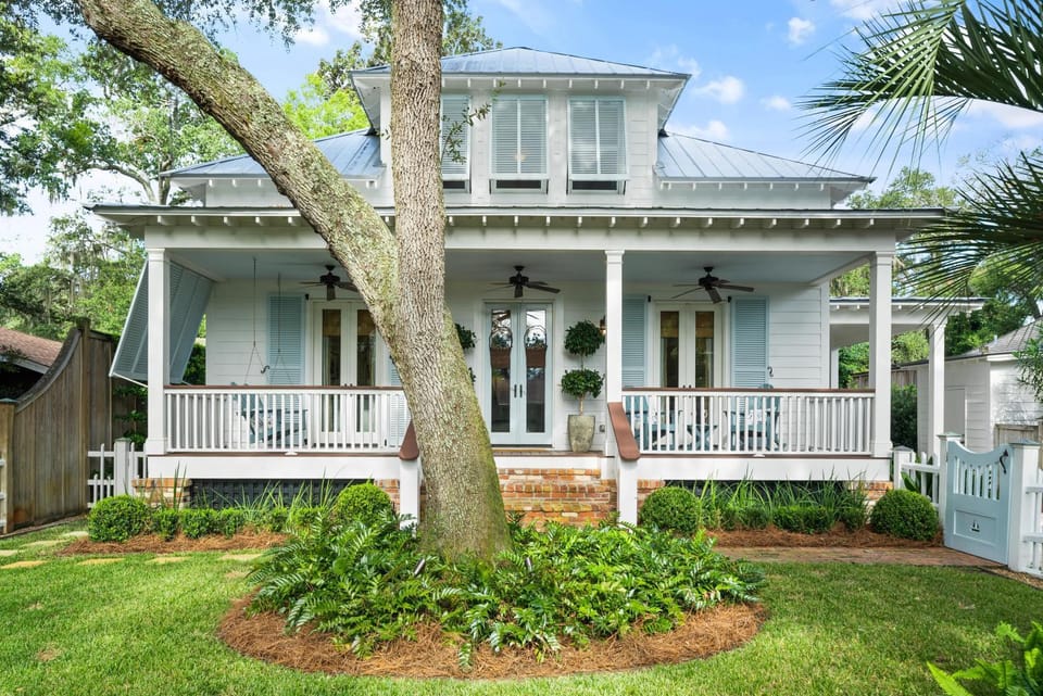 Anastasia’s Burrow - 629 Oak St House in Saint Simons Island