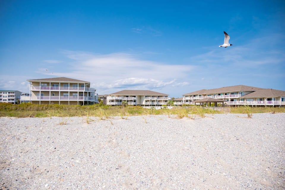 Riverwatch by Oak Island Accommodations Apartment in Oak Island