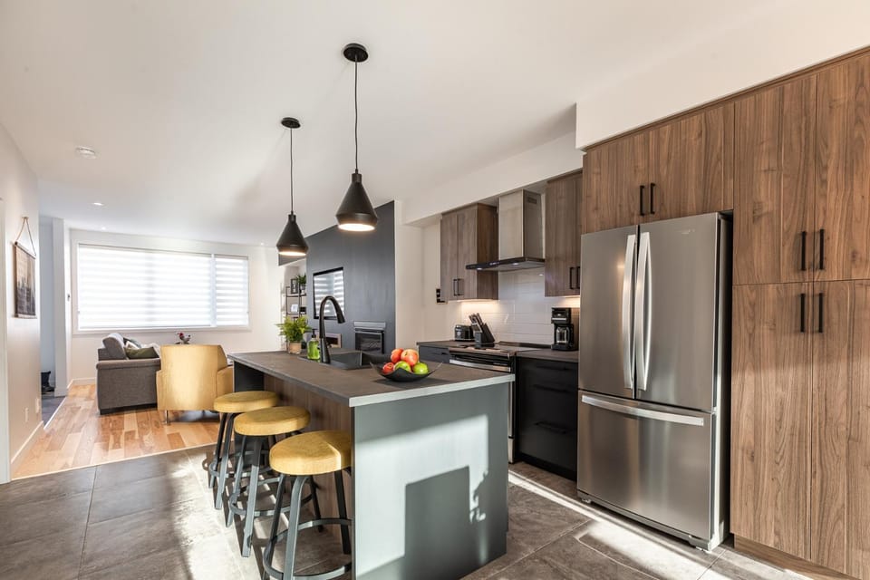 Kitchen or kitchenette, Dining area, dishwasher, minibar, pet friendly, stove, toaster