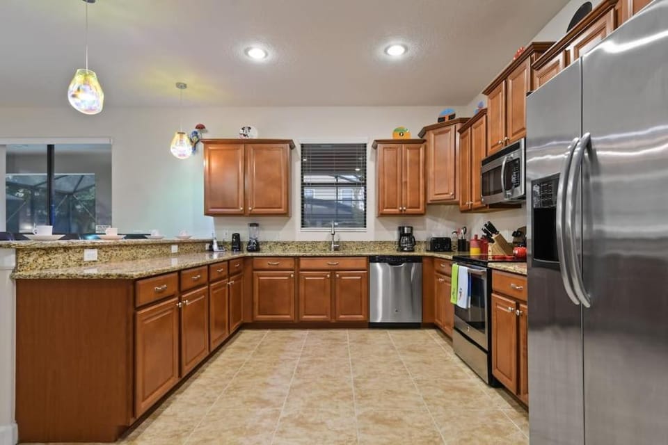 The Magic Mansion 6BR Resort Pool Home Near Disney House in Four Corners