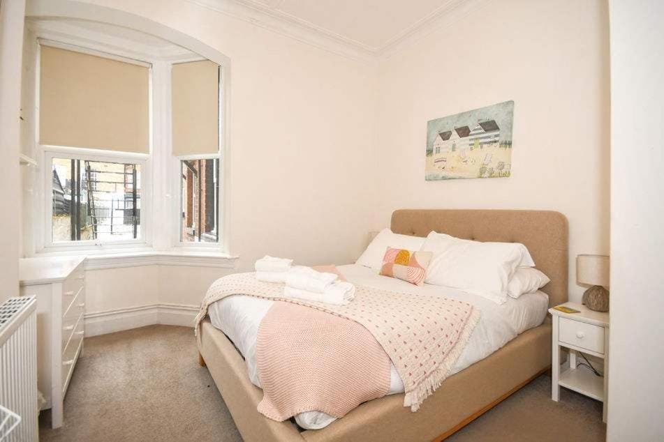 No 3 Brooklands - Central location House in Filey