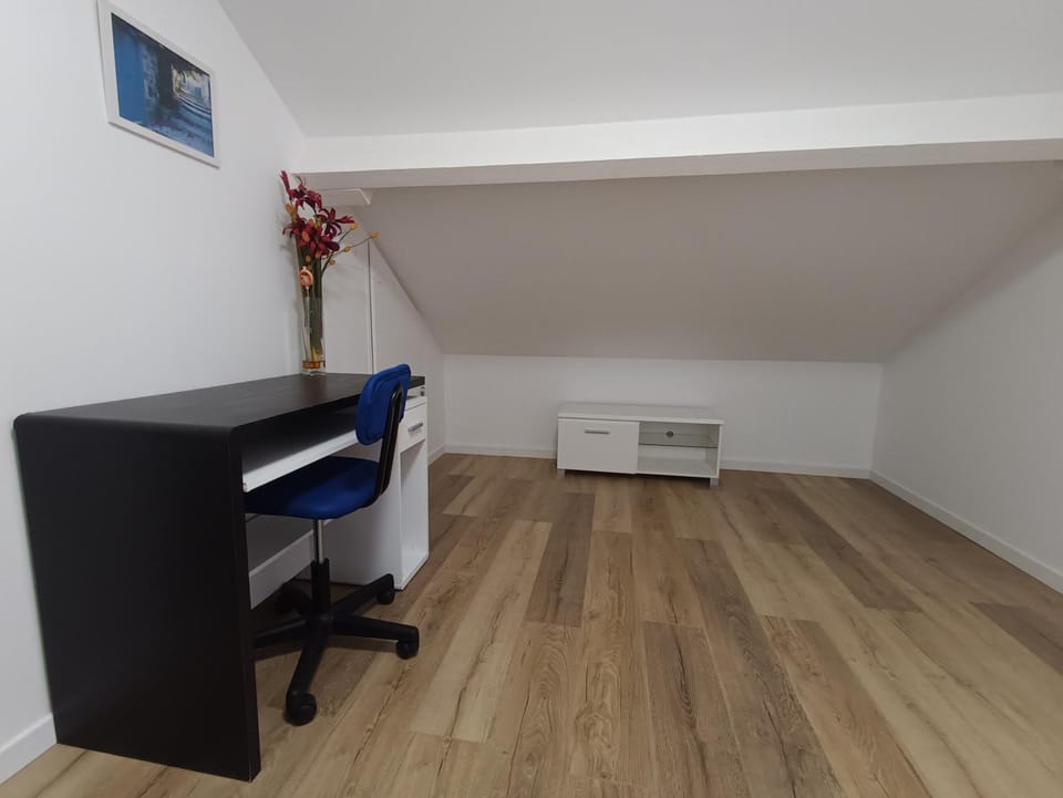 La rose de Provins House in Île-de-France