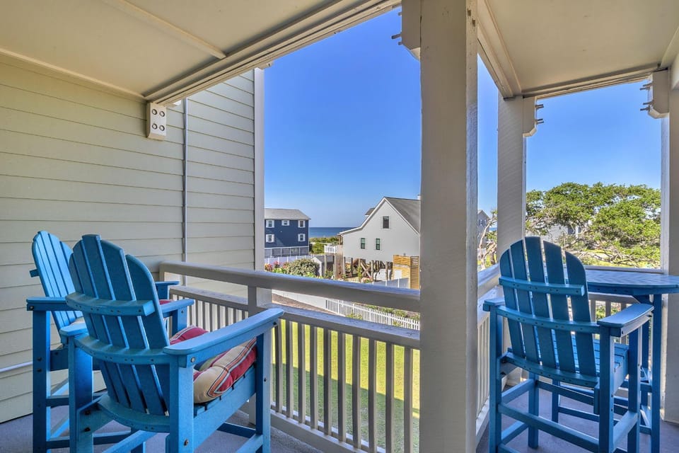 Sunset Blvd by Oak Island Accommodations Apartment in Caswell Beach