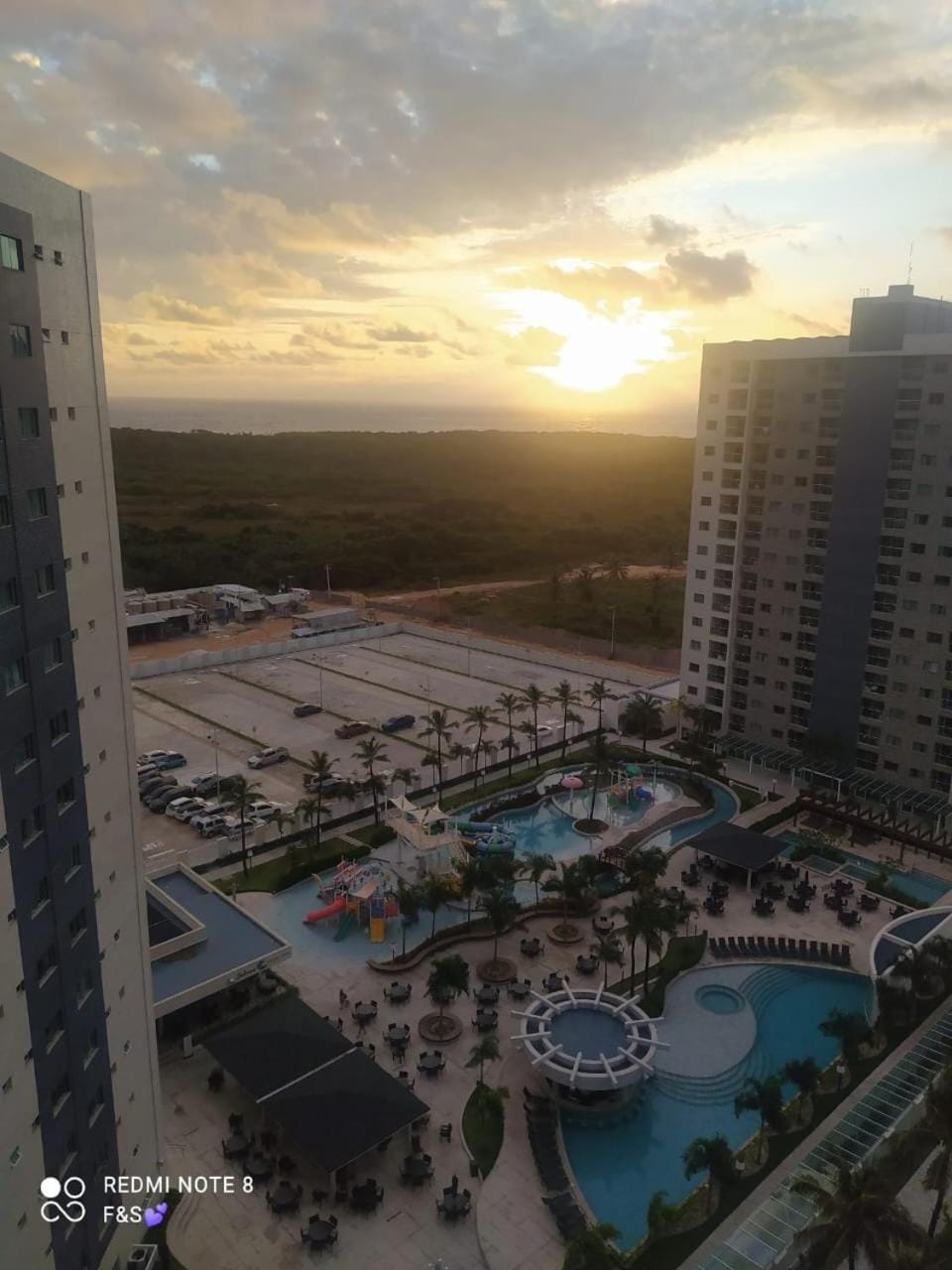Pool view, Sea view
