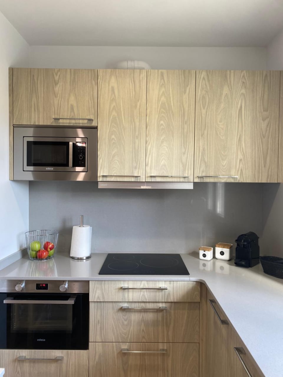 Coffee/tea facilities, Kitchen or kitchenette, dishwasher, minibar, pet friendly, stove