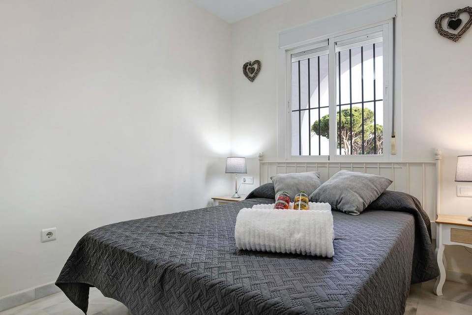 Living room, Bedroom