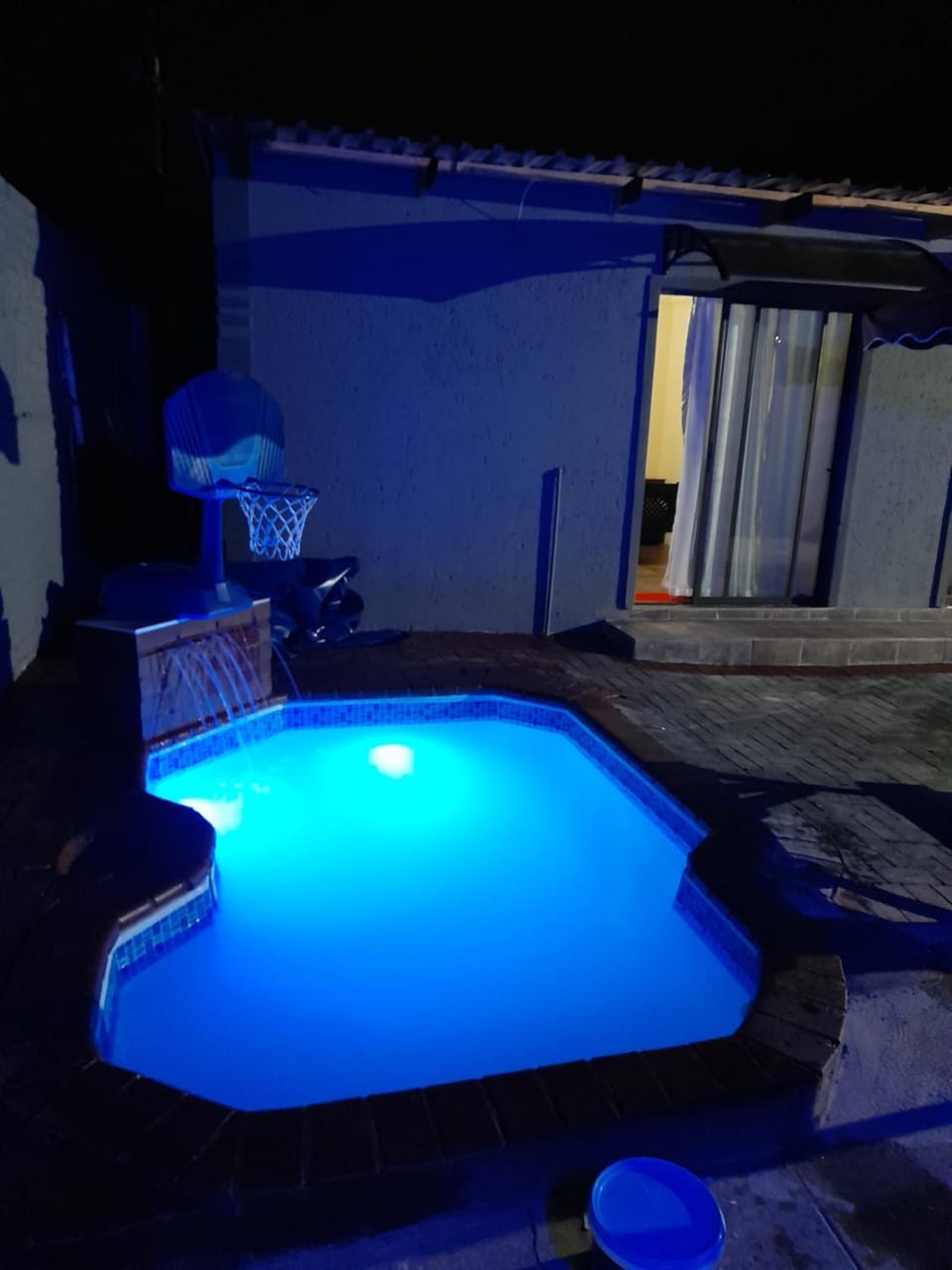 Cozy guesthouse-springs Bed and Breakfast in Gauteng