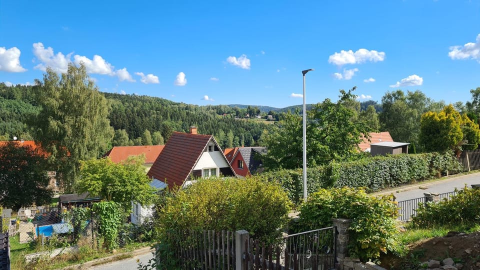 Neighbourhood, Natural landscape, Street view