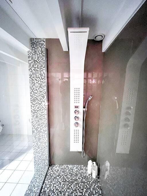 Le Rousseau • Haut standing • Duplex • Centre-ville Apartment in Centre-Val de Loire
