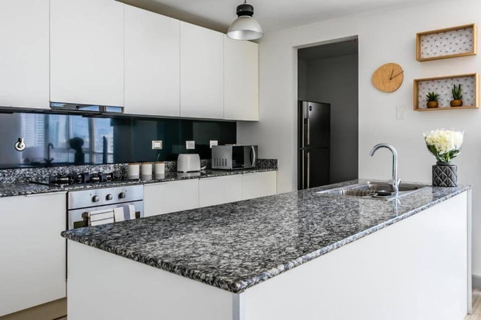 Coffee/tea facilities, Kitchen or kitchenette, dishwasher, minibar, pet friendly