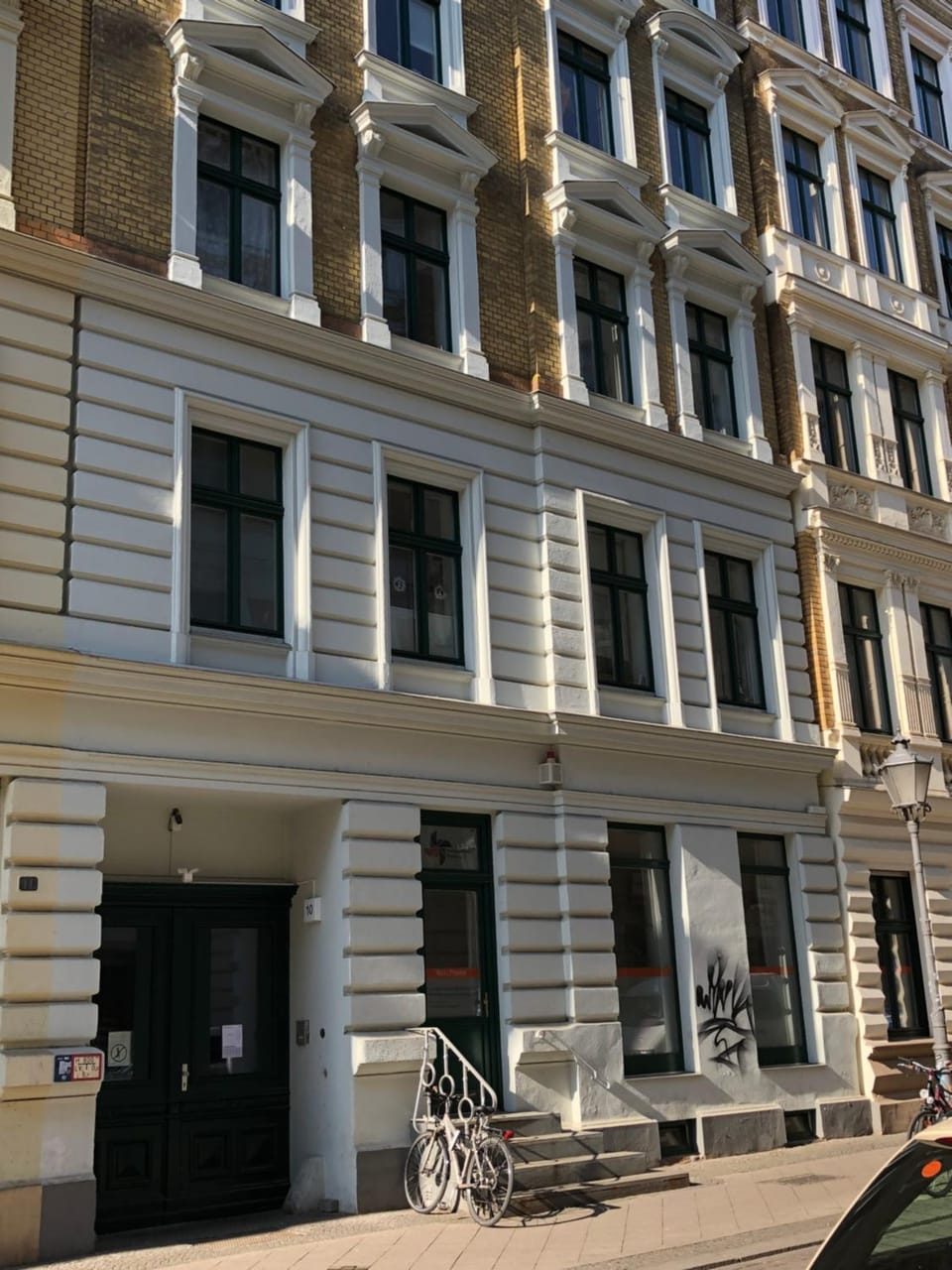 Property building, Facade/entrance