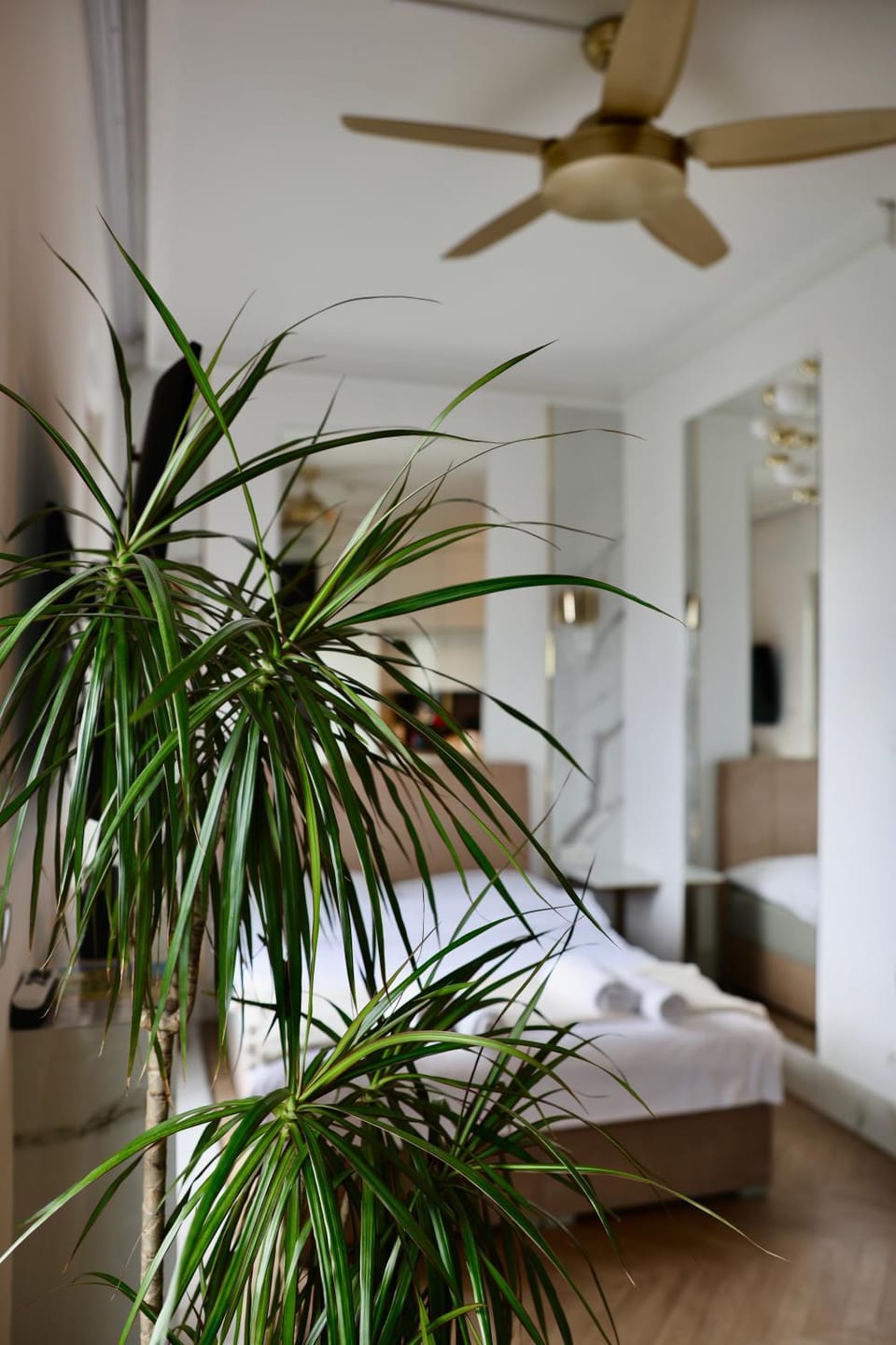 Bed, Natural landscape, Photo of the whole room, Bedroom, towels