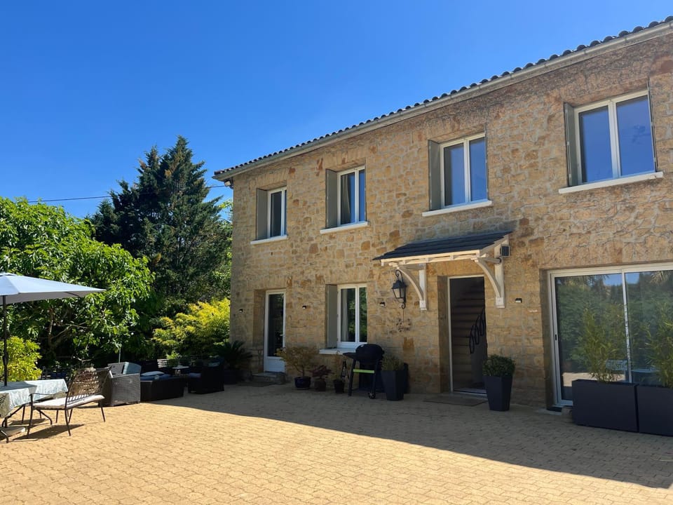 Villa Lila - Sarlat Centre piscine et jacuzzi Apartment in Occitanie