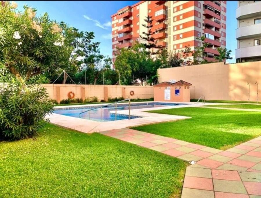 Estudio soleado y bien ubicado Apartment in Fuengirola