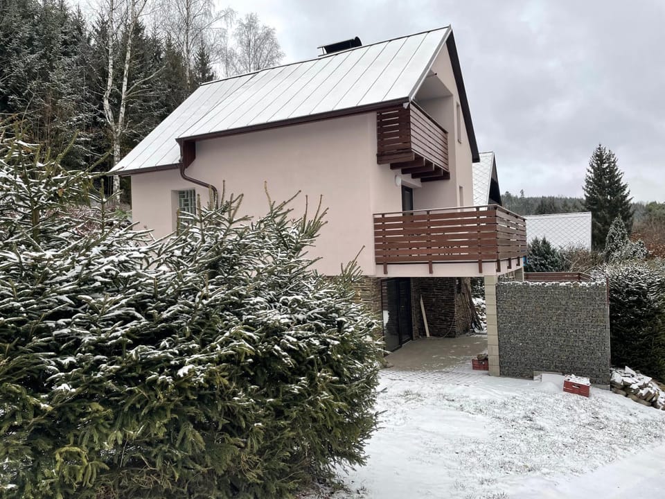 Property building, Winter