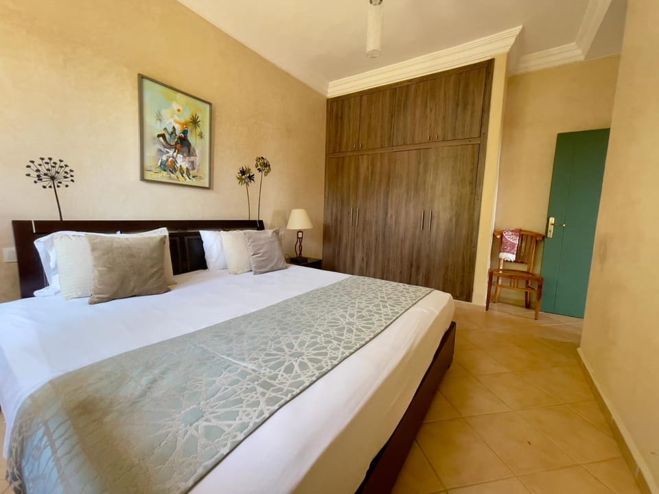 Bed, Bedroom, wardrobe