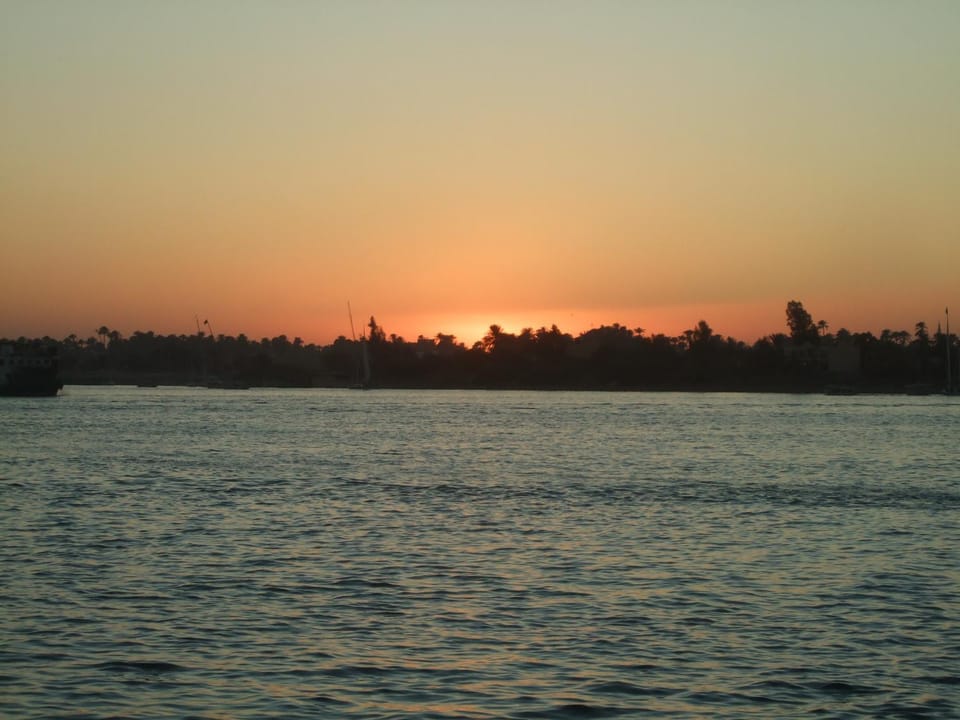 Property building, Natural landscape, River view, Sunrise