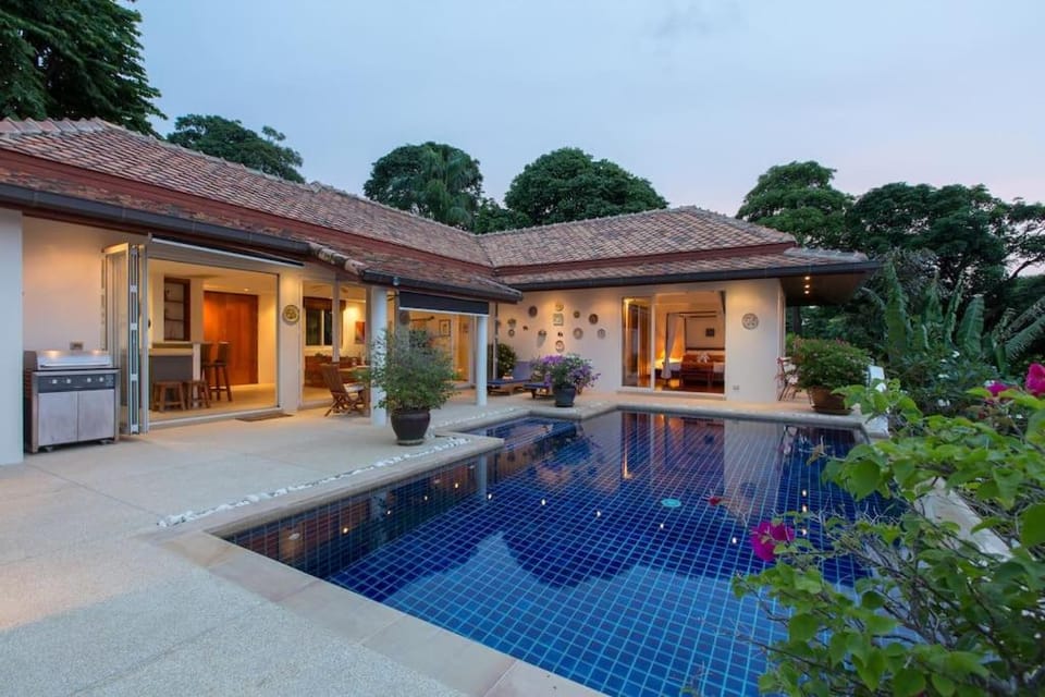 Katamanda Moon Seaview Pool Villa Kata Villa in Rawai