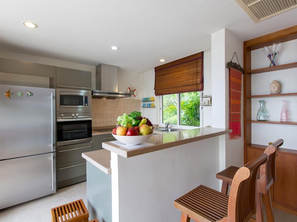 Kitchen or kitchenette, kitchen