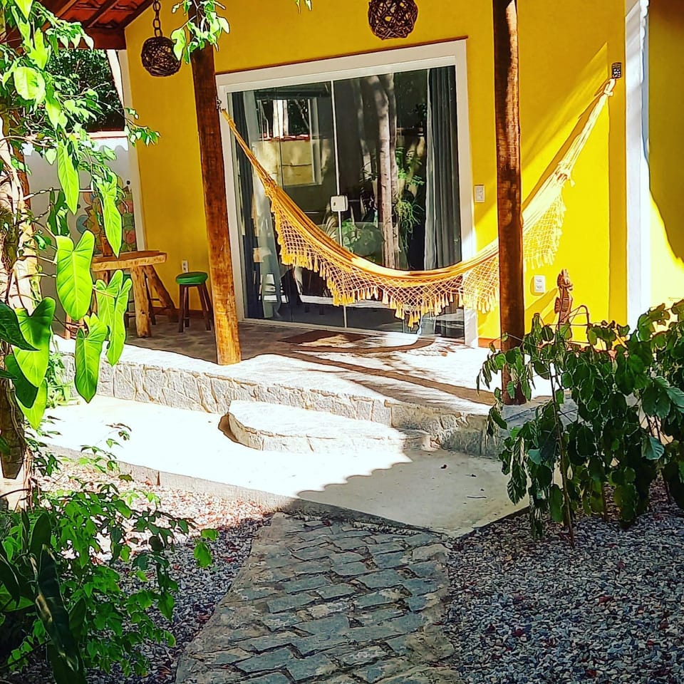 Property building, Patio, Spring, Day, Garden, Garden, Balcony/Terrace, Garden view