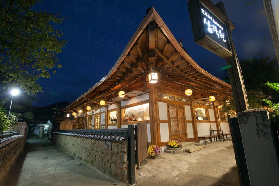 Samlockhon Hanokstay Bed and Breakfast in South Korea