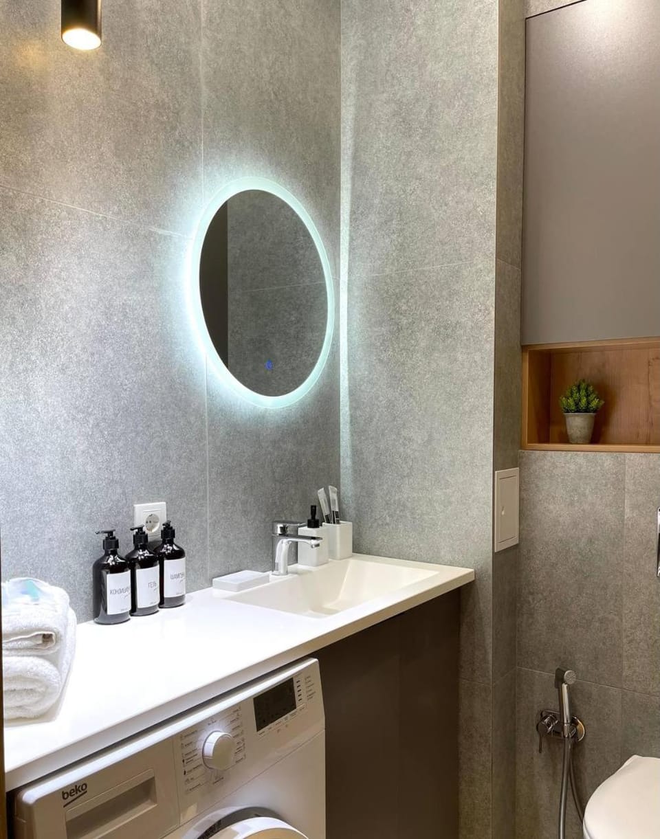 Toilet, Bathroom