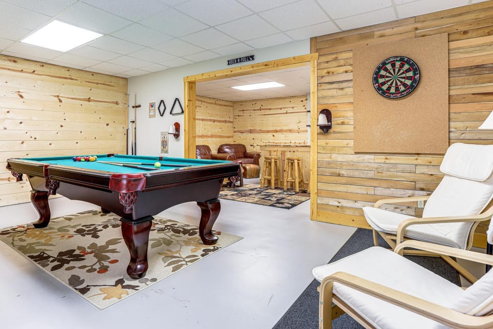 Hot Tub & Hikes: Dahlonega Cabin - 4 Mi to Town! Cabin in Georgia