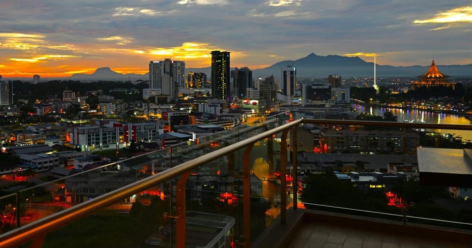 View (from property/room), Balcony/Terrace, City view, River view, Sunset