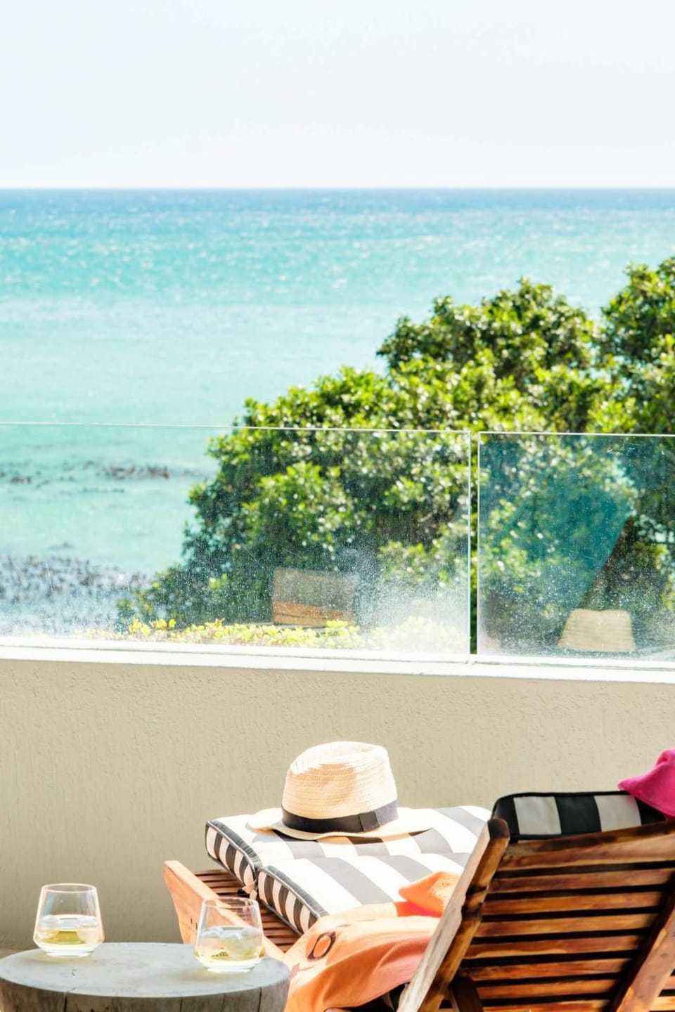 View (from property/room), Balcony/Terrace, Seating area, Sea view