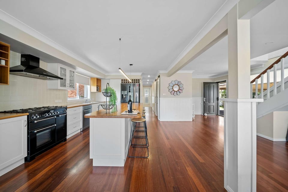 Karinya Jervis Bay - 4BR home & optional studio House in Vincentia