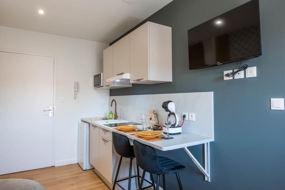 WelcomeAgen - Al Capone - Clim - Wifi Fibre - Cosy Apartment in Occitanie
