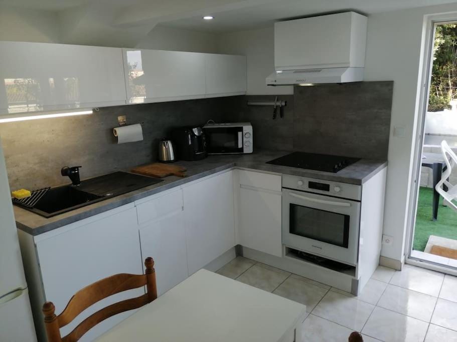 Coffee/tea facilities, Kitchen or kitchenette, minibar, toaster