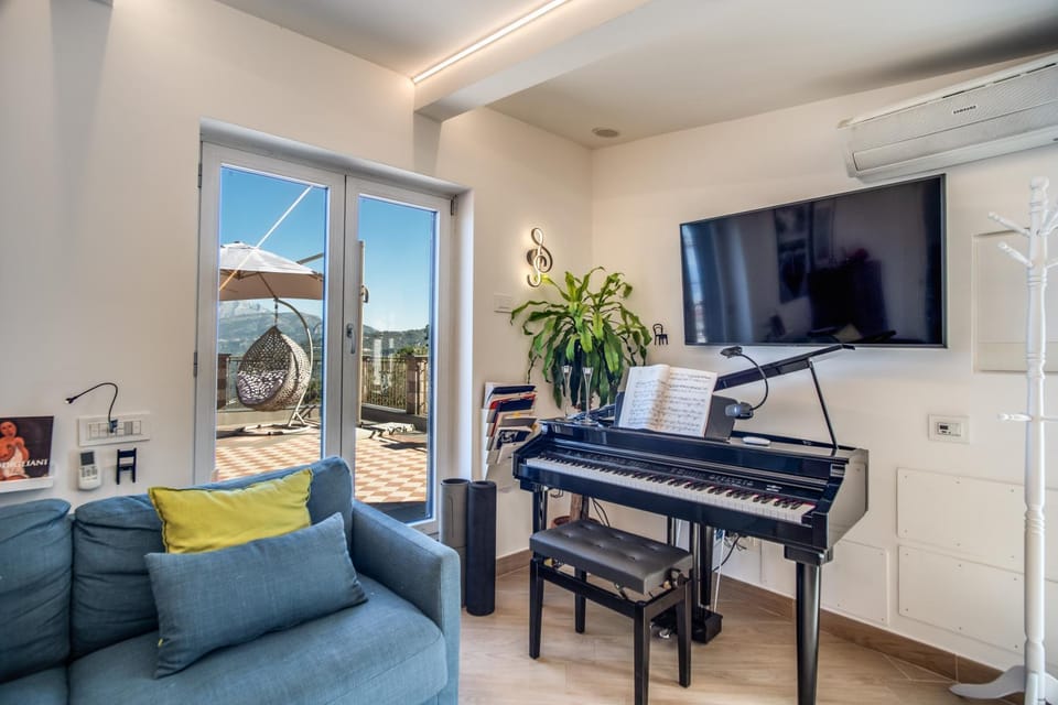 Lounge or bar