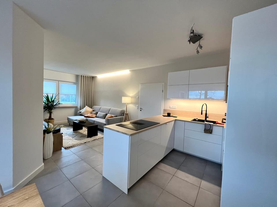 Kitchen or kitchenette, kitchen, kitchen