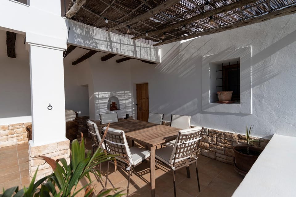 Balcony/Terrace, Balcony/Terrace, Dining area