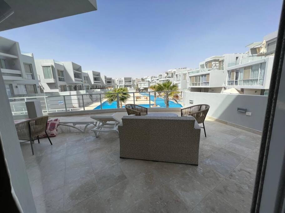 Ground floor one bedroom overlooking the pool. Apartment in Hurghada