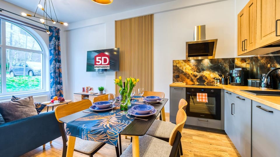 Kitchen or kitchenette, Living room, Seating area, Dining area, pet friendly, stove
