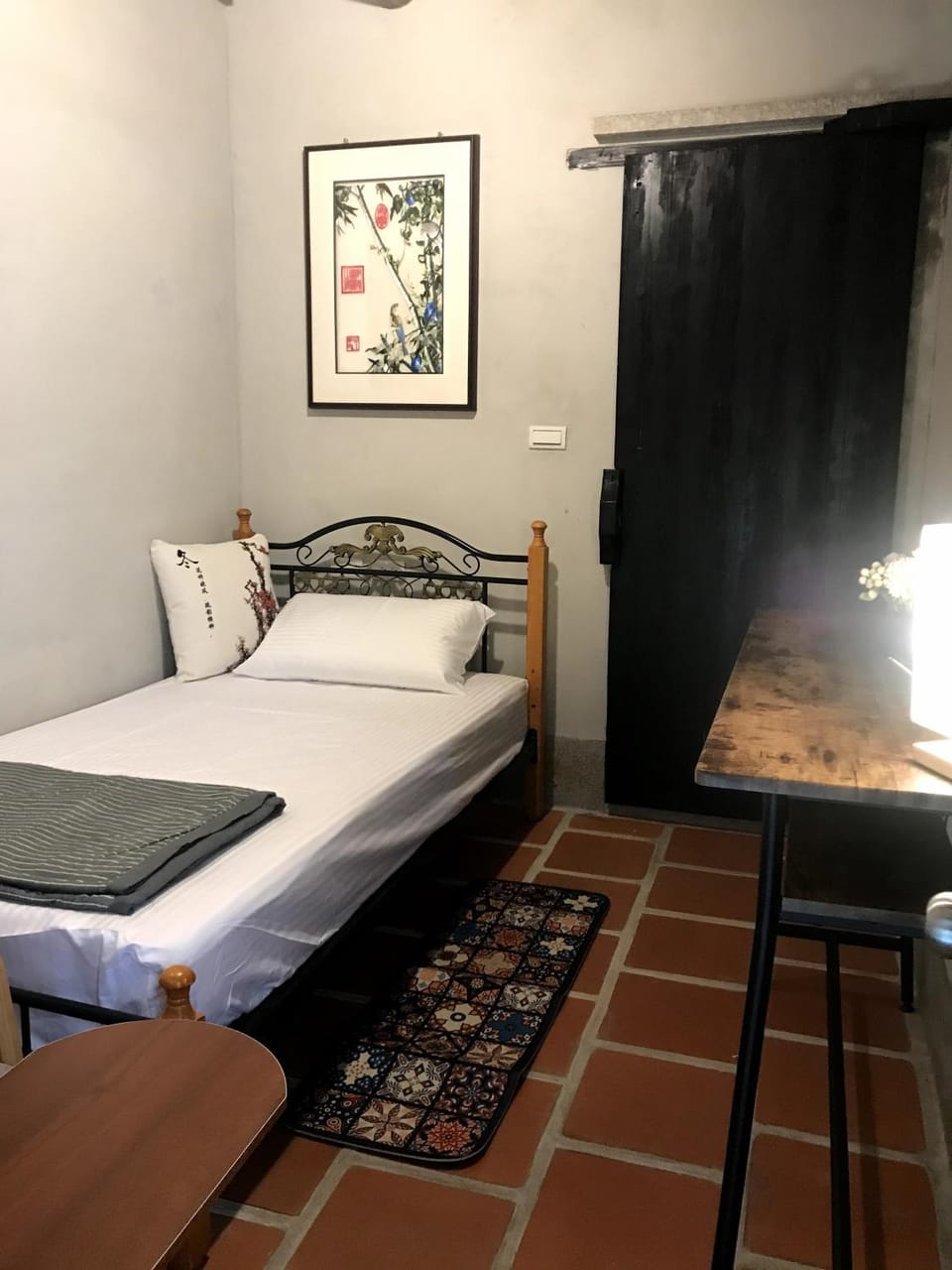 Bed, Photo of the whole room
