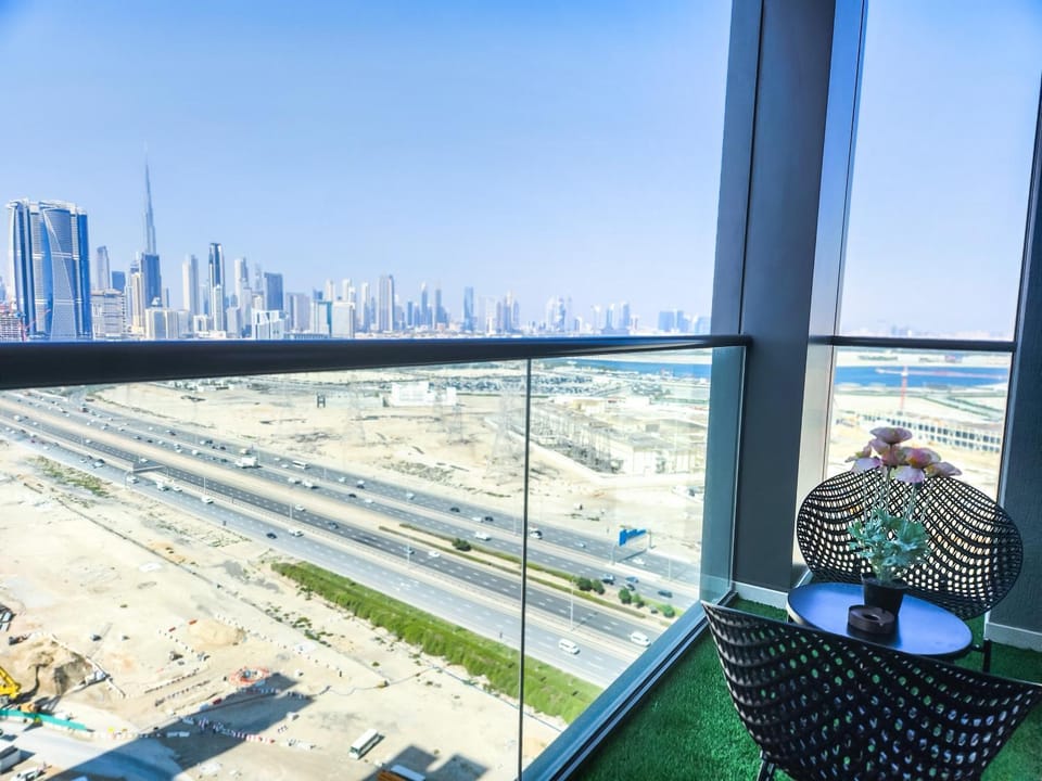Balcony/Terrace, City view