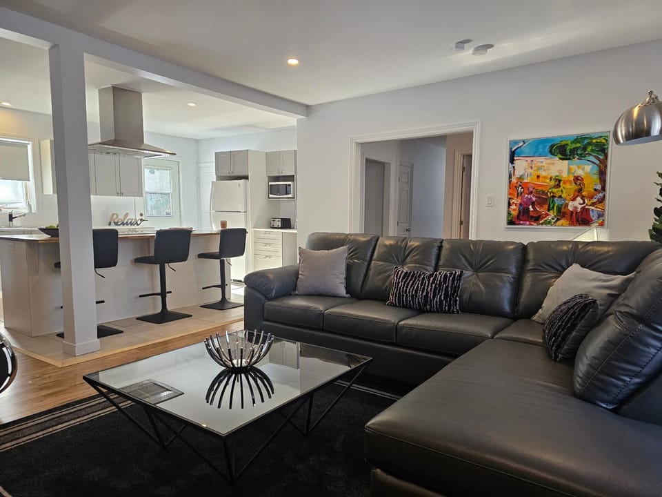 Residence Orleans (inground pool) Villa in Quebec City