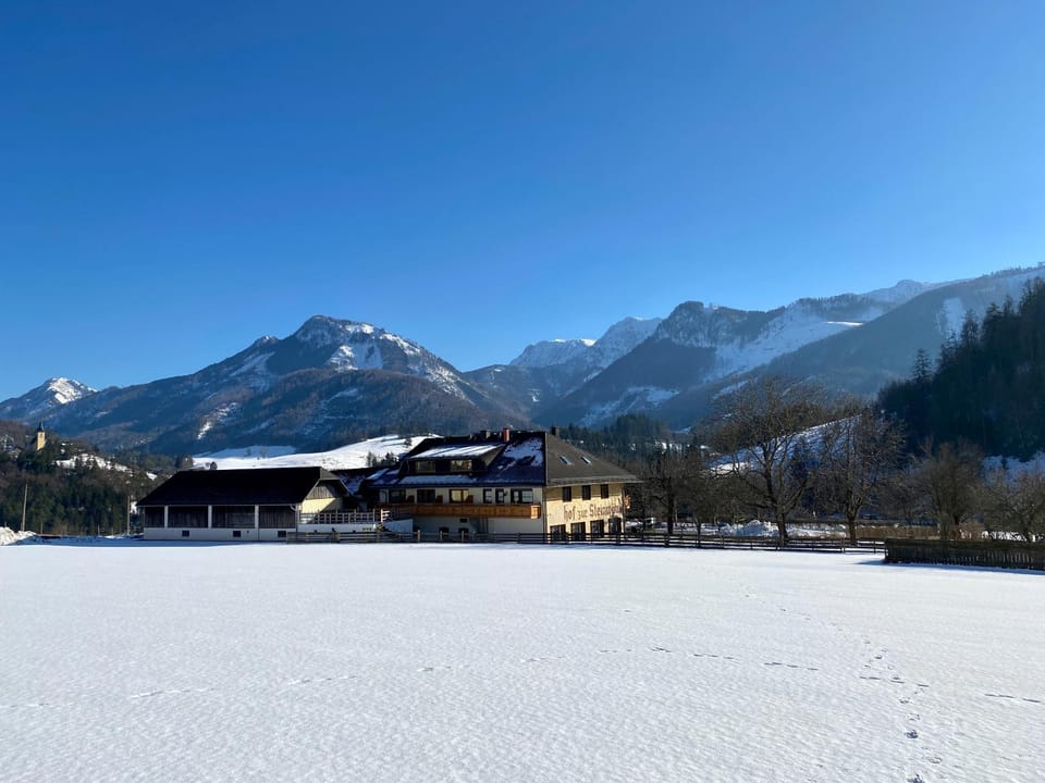 Nearby landmark, Natural landscape, Winter, Mountain view