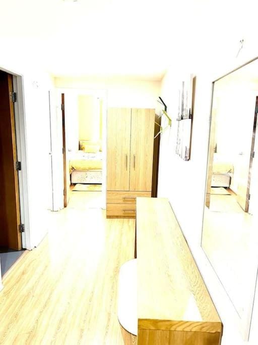 Alluring 2 Bedroom Leeds City Centre Apartment- Self Check-in,Balconied Apartment Apartment in Leeds