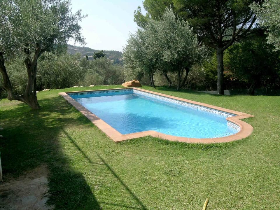 Illa blanca House in Baix Empordà