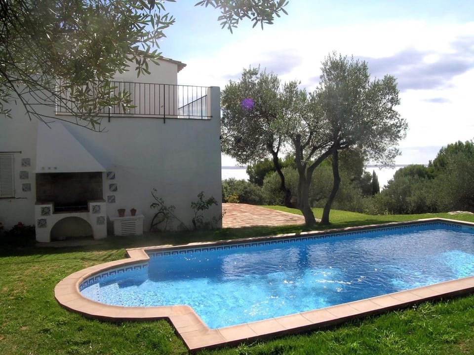 Illa blanca House in Baix Empordà