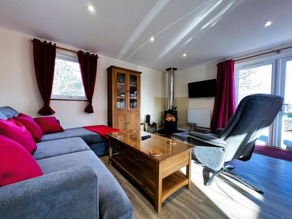Communal lounge/ TV room, Living room